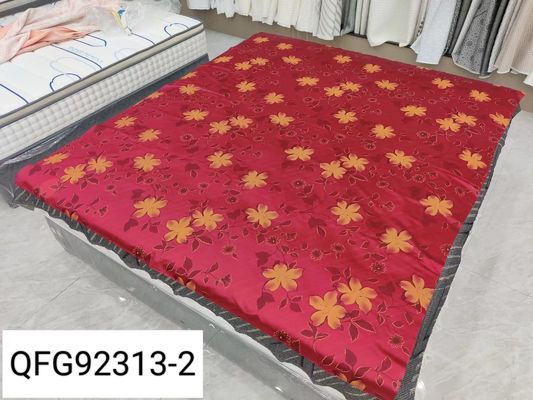 हमारे कारखाने सीधे प्रकाश रंग सोने पाउडर फैलाव warp बुना मुद्रित गद्दे कपड़े बेचते हैं