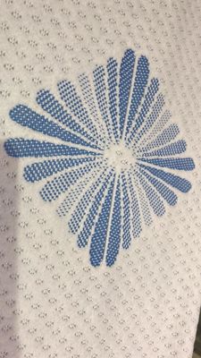 बिस्तर के लिए एसजीएस पुनर्नवीनीकरण पॉलिएस्टर 160gsm बुना हुआ Jacquard कपड़ा