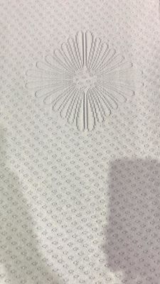 बिस्तर के लिए एसजीएस पुनर्नवीनीकरण पॉलिएस्टर 160gsm बुना हुआ Jacquard कपड़ा