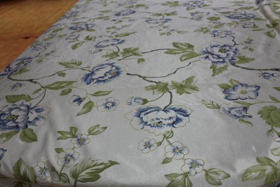 100% पॉलिएस्टर 90gsm गद्दे Quilting कपड़ा RoHS प्रमाणन: